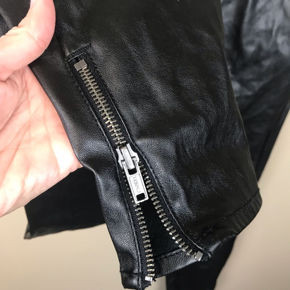 American eagle black faux leather hi rise jegging - Picture 3 of 6